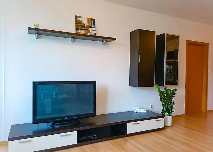 Modern Flat, Balcony, Garage Братислава